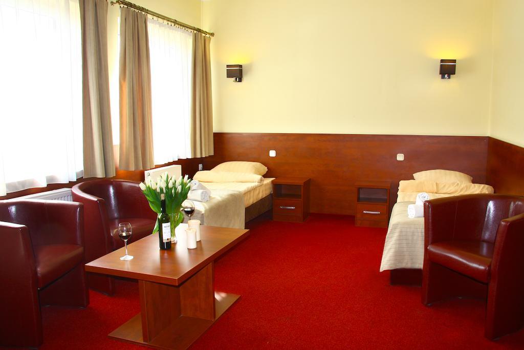 Hotelik & Restauracja Amber Raszyn Phòng bức ảnh